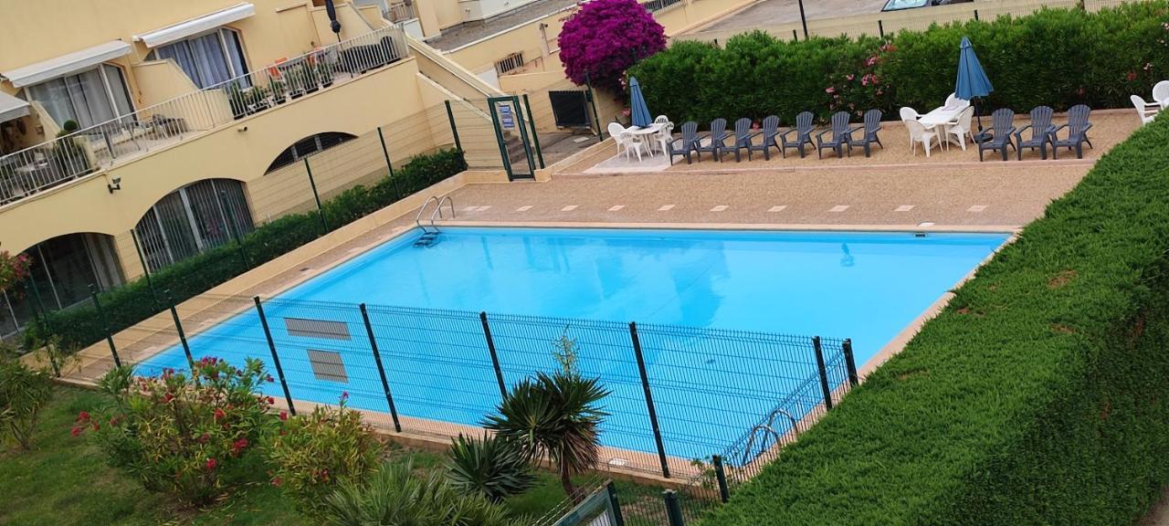 Appartement T2 Avec Piscine, Proche De La Plage Et Du Port Gruissan Exterior photo